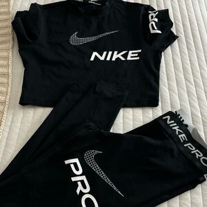 Nike set like new